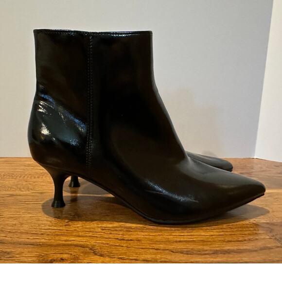 Rachel Zoe Women's Faux Leather Kitten Heel Ankle Boots Black Size 8.5 NWOB - Picture 2 of 10